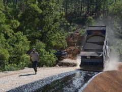 Alanya Dim grup yolu asfaltlandı