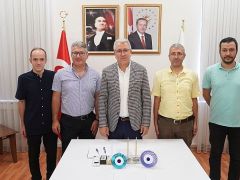 Egeli bilim ekibi, robotik ve opto-mekanik alanlarında kullanılacak özgün robot sistemleri geliştirecek