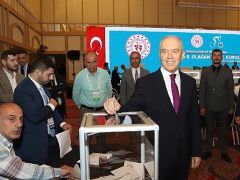 Emin Müftüoğlu yeniden Türkiye Bisiklet Federasyonu Başkanı oldu