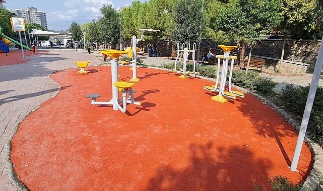 14 ilçede 84 park ve spor alanının zemini yenilendi Çocuklar güvenle oynasın diye…