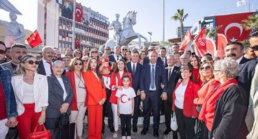 Başkan Tugay: Cumhuriyet terörle bir arada olamaz