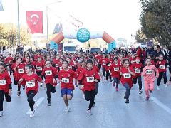 “Cumhuriyet Koşusu” ile bayram coşkusu başladı