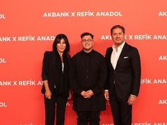 İş ve Sanat Dünyası Refik Anadol’un Akbank’a Özel Eserinin Açılışında Buluştu