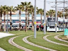 İzmir’e alınacak 22 tramvay aracı için ihale yapıldı