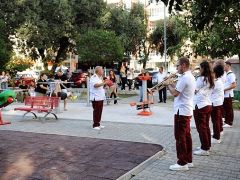 Karşıyaka Belediye Bandosu’ndan coşku dolu sokak konserleri