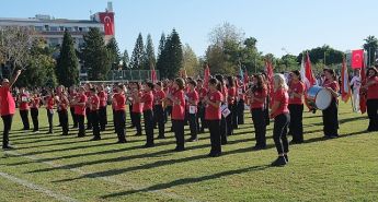 Kemer’de Cumhuriyet Bayramı coşkusu