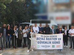 Manisa’da Beyaz Bastonla Farkındalık Yürüyüşü