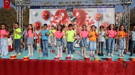 Minikler Cumhuriyet Bayramını coşkuyla kutladı