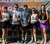 Muğla Büyükşehir Belediyesi 6. Geleneksel Cumhuriyet Kupası Karma Tenis Turnuvası Dalaman’da Yapıldı