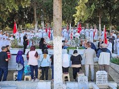 Şehit Deniz Akdeniz Gölcük’te Kabri Başında Dualarla Anıldı