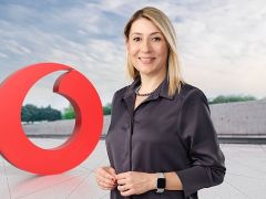 Vodafone Yanımda Premium’dan müşterilere aylık 580 TL değerinde fayda.