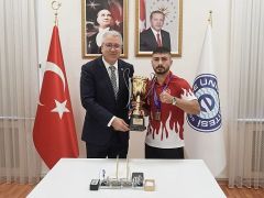 Egeli milli sporcu Ali Ataberk Gürbüzcan, Avrupa Şampiyonu oldu