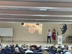 EÜ Tazelenme Üniversitesi öğrencilerine “Koruyucu Fizyoterapi ve Rehabilitasyon” eğitimi verildi