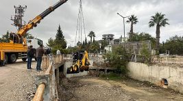 Kış ayları öncesi menfezler temizleniyor