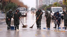 Aydın Büyükşehir Belediyesi Ve ASKİ Tam Kadro Sahada