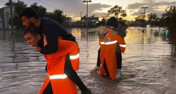 Büyükşehir ekipleri Manavgat’ta vatandaşın yanında