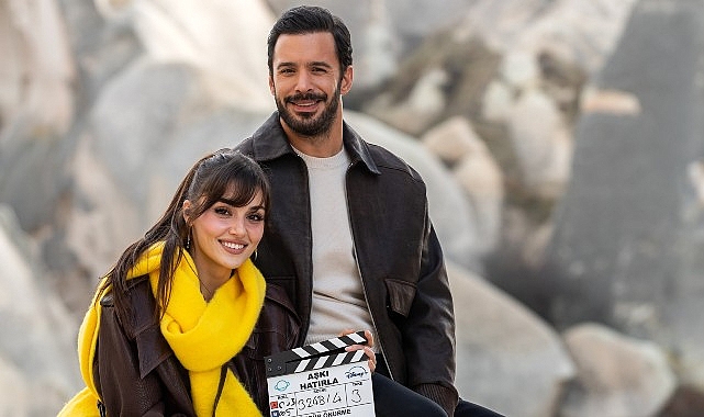 hande ercel ve baris arducun basrollerinde yer aldigi aski hatirla dizisi cok yakinda disneyta lN71FV7g