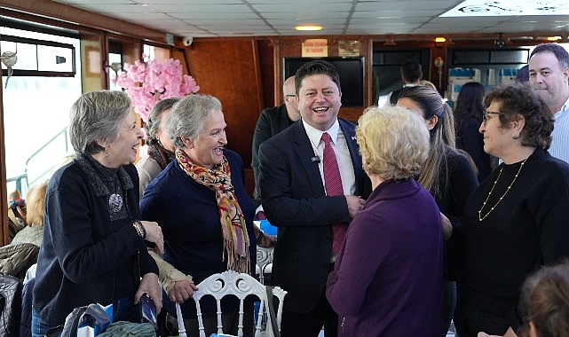 kadikoy huzur vapuru ilk seferini yapti 0 6tADD72S