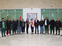 Karabağlardaki amatör spor kulüplerinden Başkan Kınay’a teşekkür ziyareti