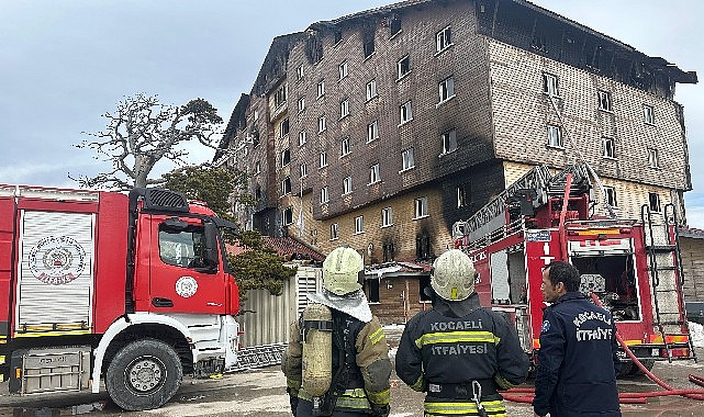 kocaeli itfaiyesi otel yangininda aktif gorev aldi 0 EuSfnZXe