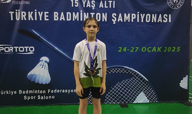 osmangazili genc badmintoncudan gururlandiran basari 0 TG6dE5I6