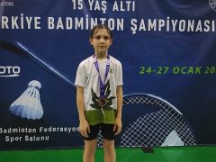 Osmangazili genç badmintoncudan gururlandıran başarı