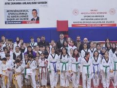 270 Gölcük Belediyespor Taekwondo Sporcusu Kuşak Atladı