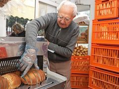 Antalyalılar ‘Halk Ekmek’i çok sevdi