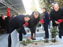 1 Mart Üsküdar Vapur faciasında şehit olan 392 kişi, büyük felaketin 67. yılında Gölcük’te düzenlenen anma töreninde bir kez daha hüzünle yâd edildi