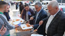 Başkan Topaloğlu’ndan Arslanbucak’ta iftar